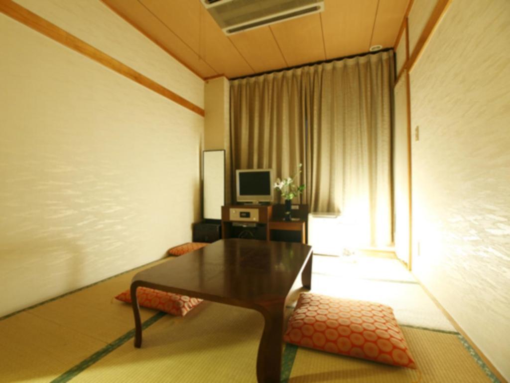 Hotel New Ueno Токио Экстерьер фото